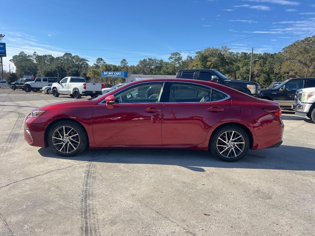 Lexus ES 350 Sedan 2017
