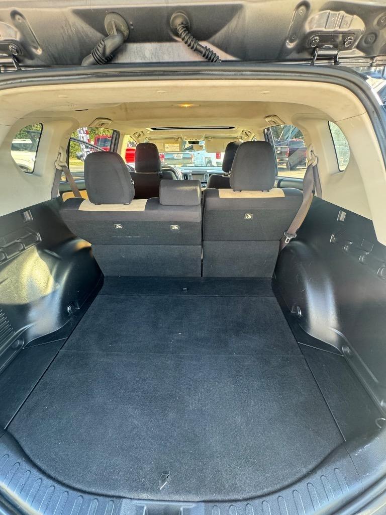 Toyota RAV4 XLE FWD 2018