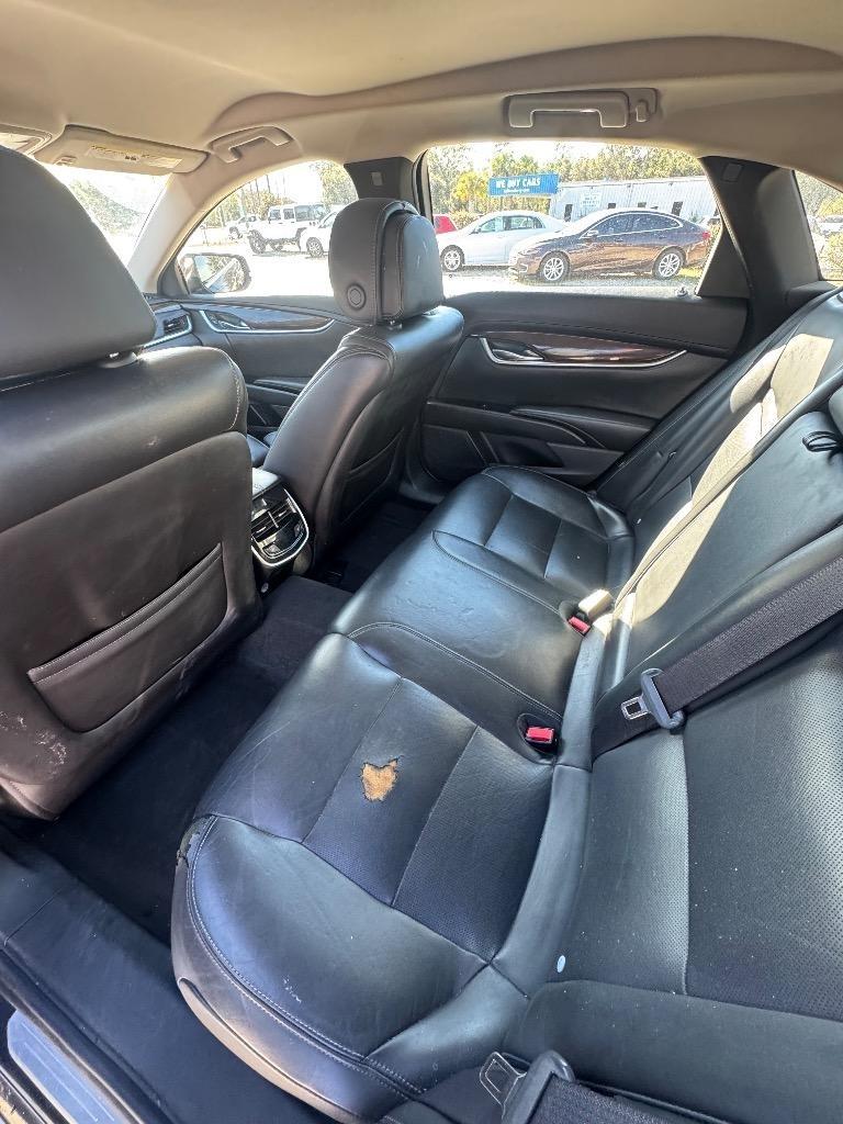 Cadillac XTS Luxury AWD 2013