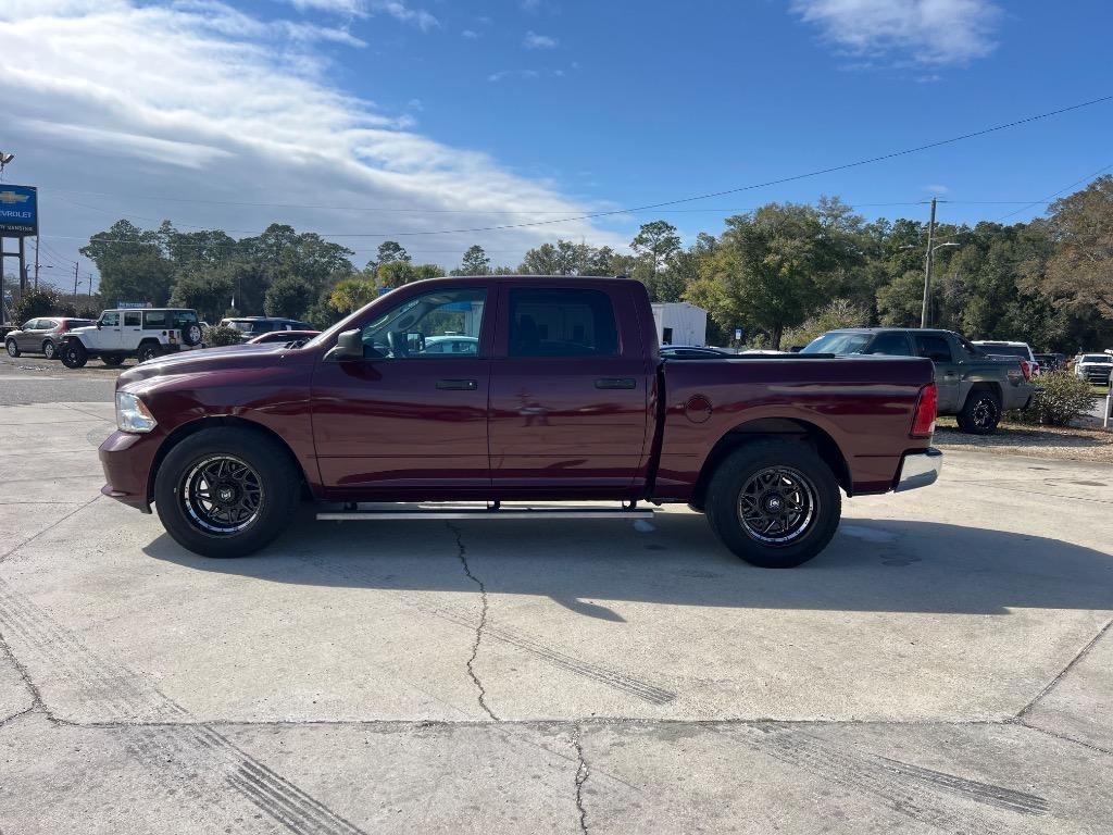 RAM 1500 Tradesman Crew Cab SWB 2WD 2017