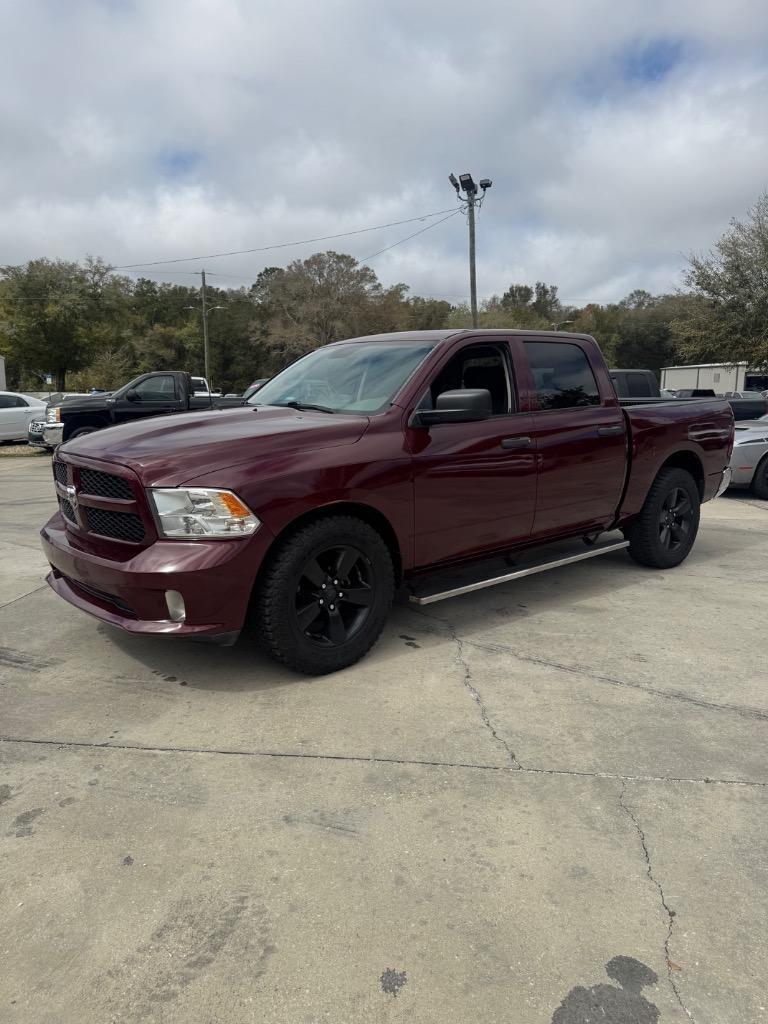 RAM 1500 Tradesman Crew Cab SWB 2WD 2017