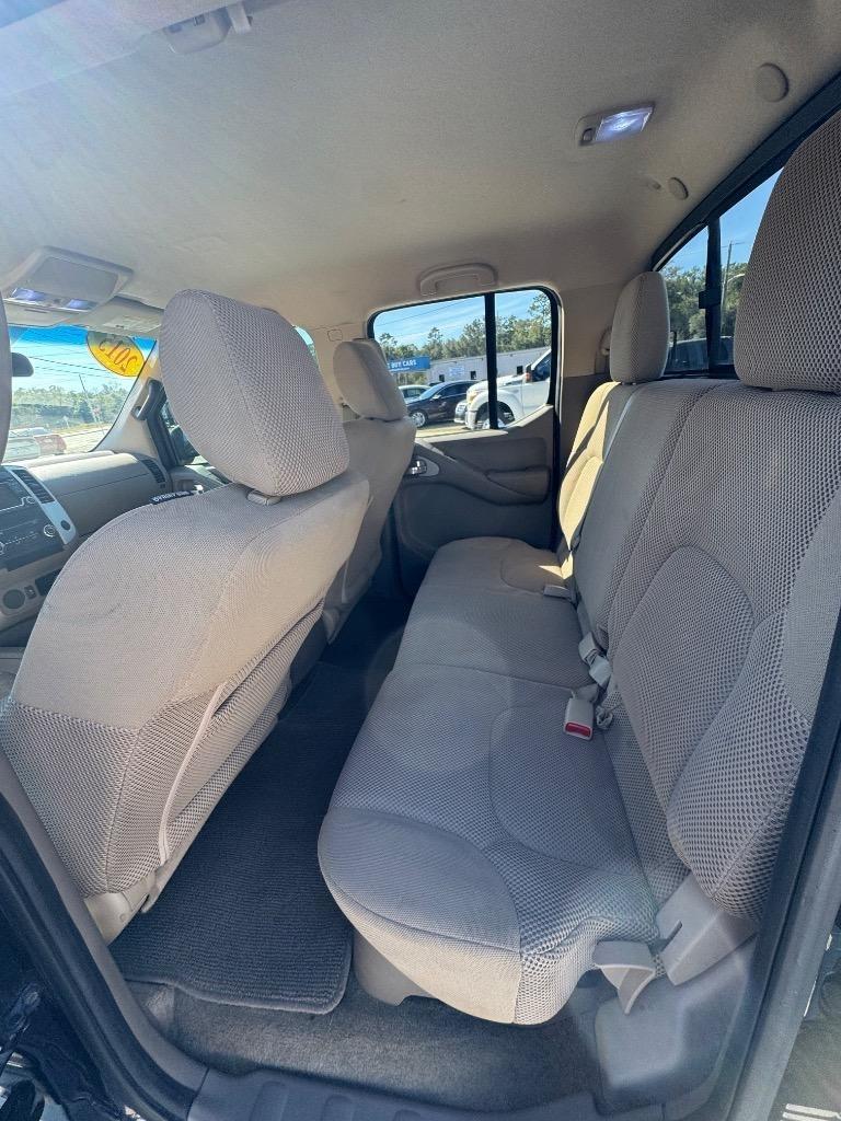 Nissan Frontier SL Crew Cab LWB 5AT 2WD 2015