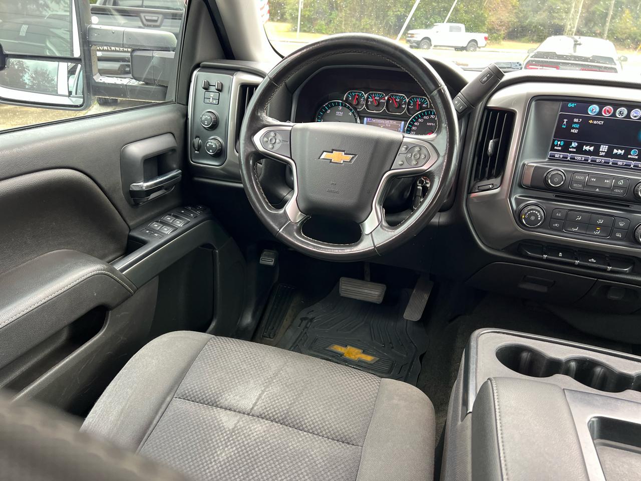 Chevrolet Silverado 1500 1LT Crew Cab 4WD 2018