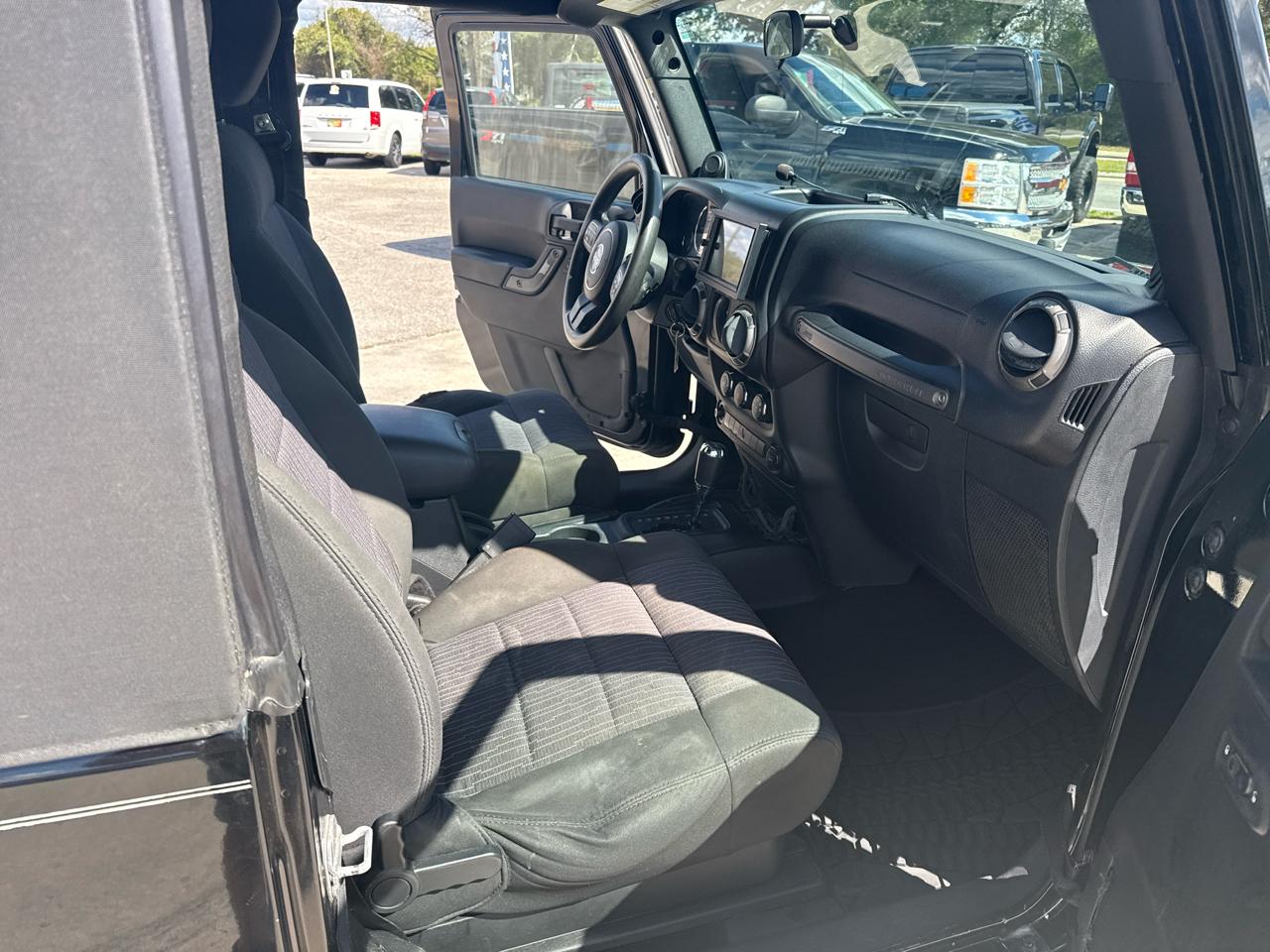 Jeep Wrangler Sport 4WD 2011