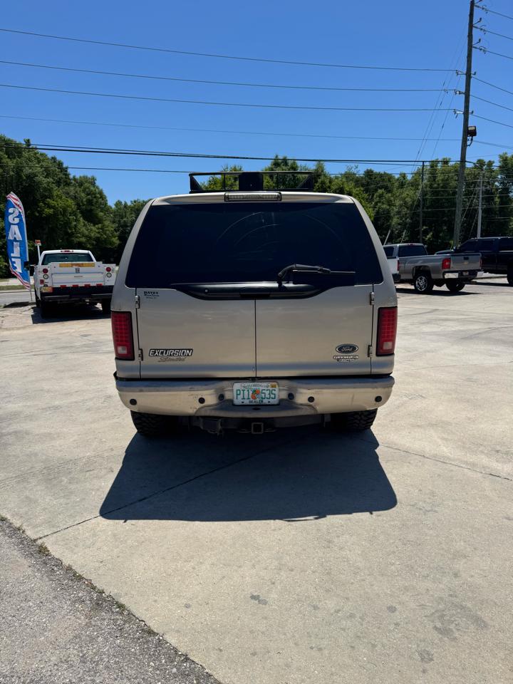 Ford Excursion Limited 6.0L 4WD 2004