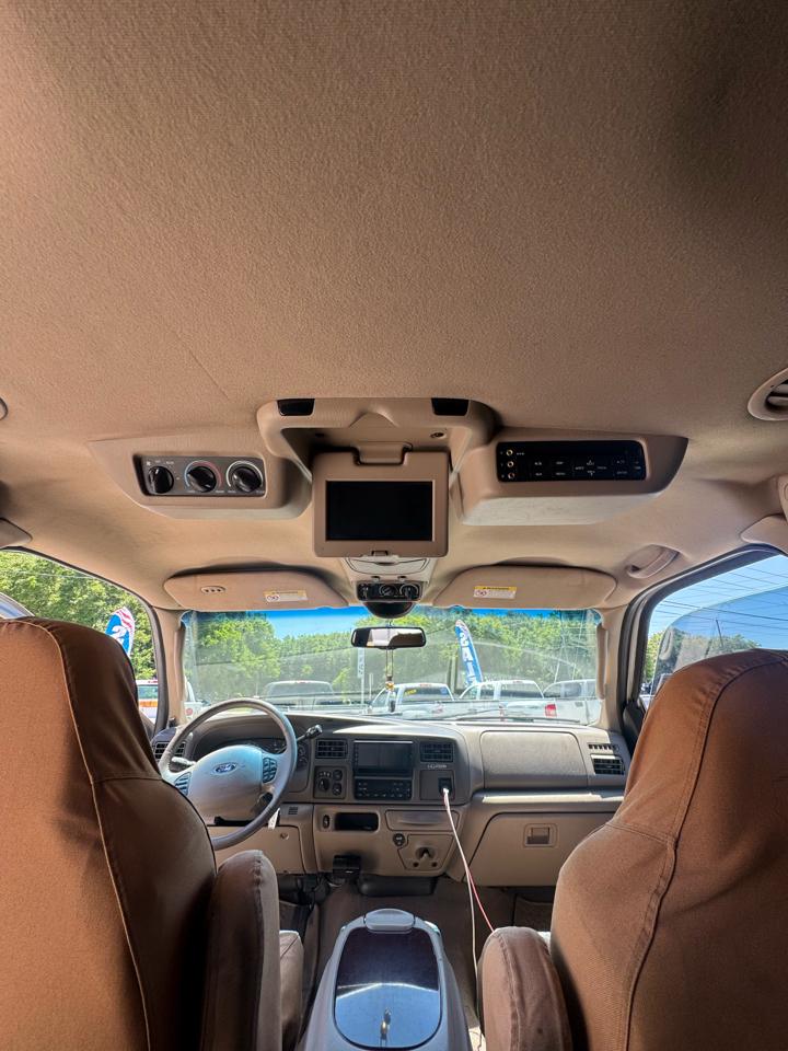 Ford Excursion Limited 6.0L 4WD 2004
