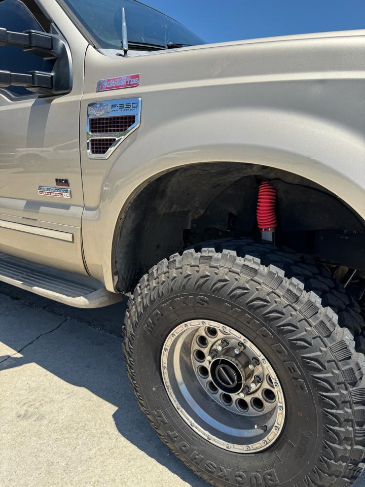 Ford Excursion Limited 6.0L 4WD 2004
