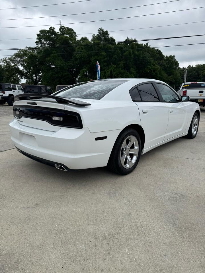Dodge Charger SE 2013