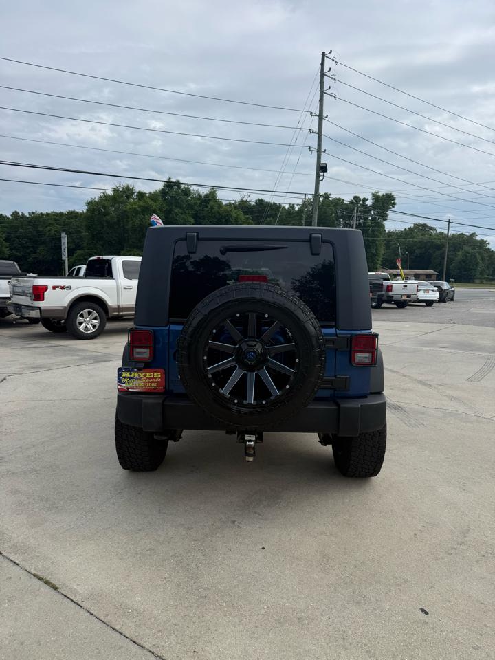 Jeep Wrangler Unlimited Sport 4WD 2010