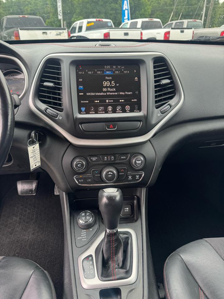 Jeep Cherokee Trailhawk 4WD 2015