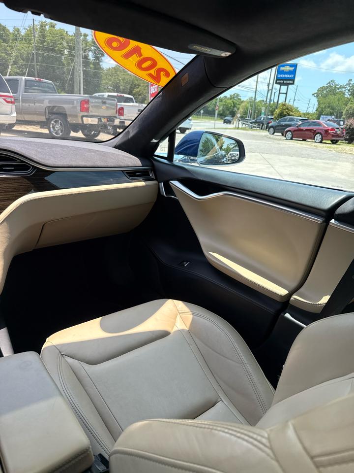 Tesla Model S 70 2016