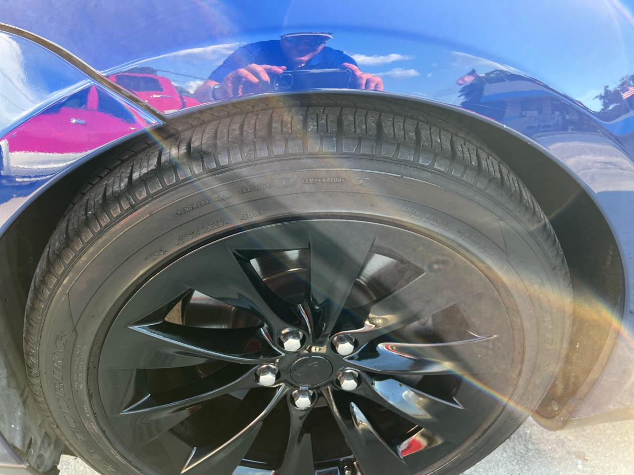 Tesla Model S 70 2016