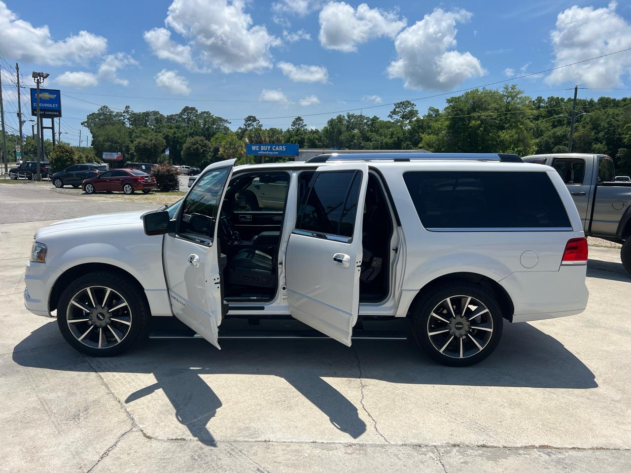 Lincoln Navigator L Reserve 2WD 2016
