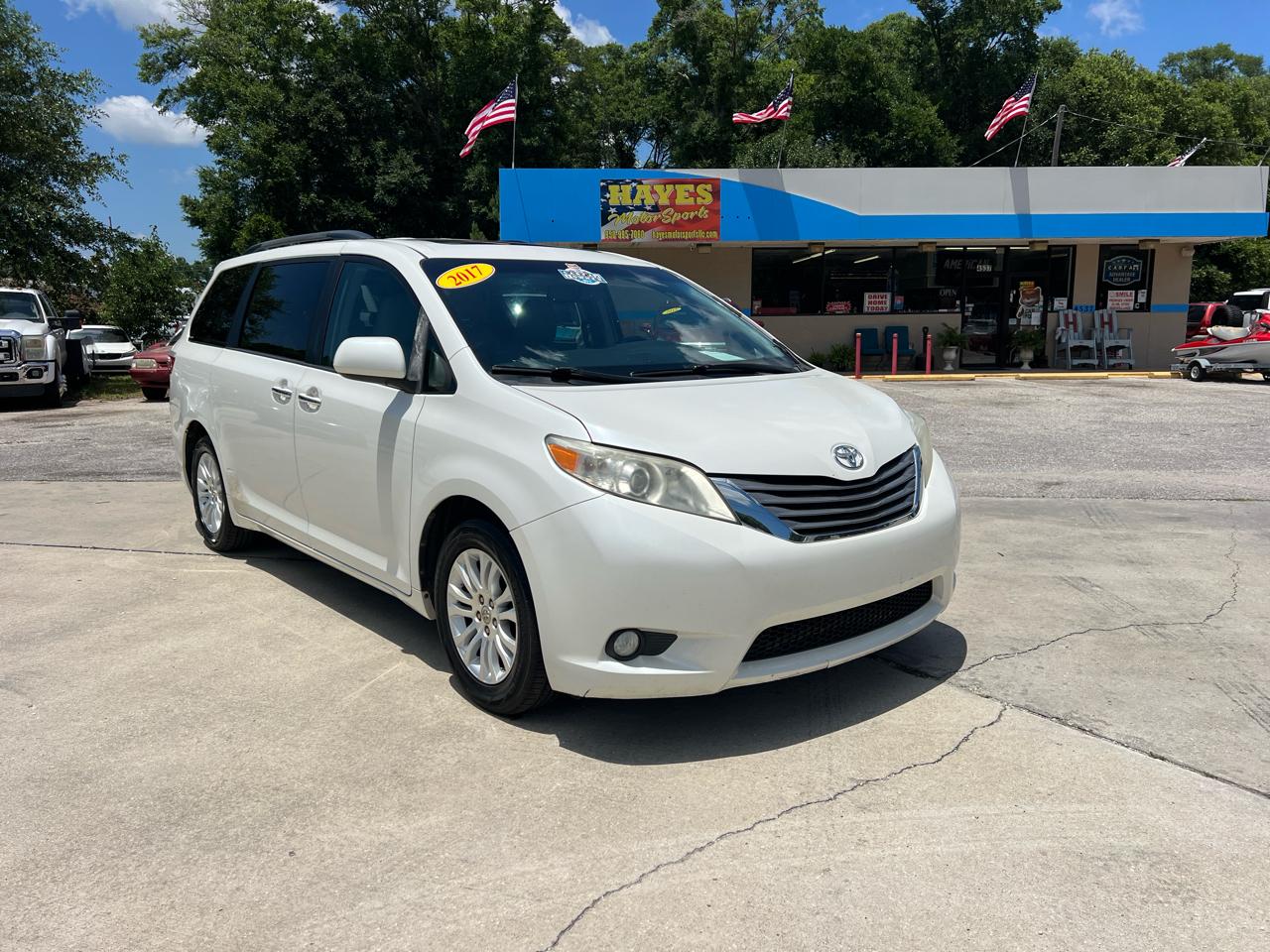 2017 Toyota Sienna Limited Premium 7-Passenger