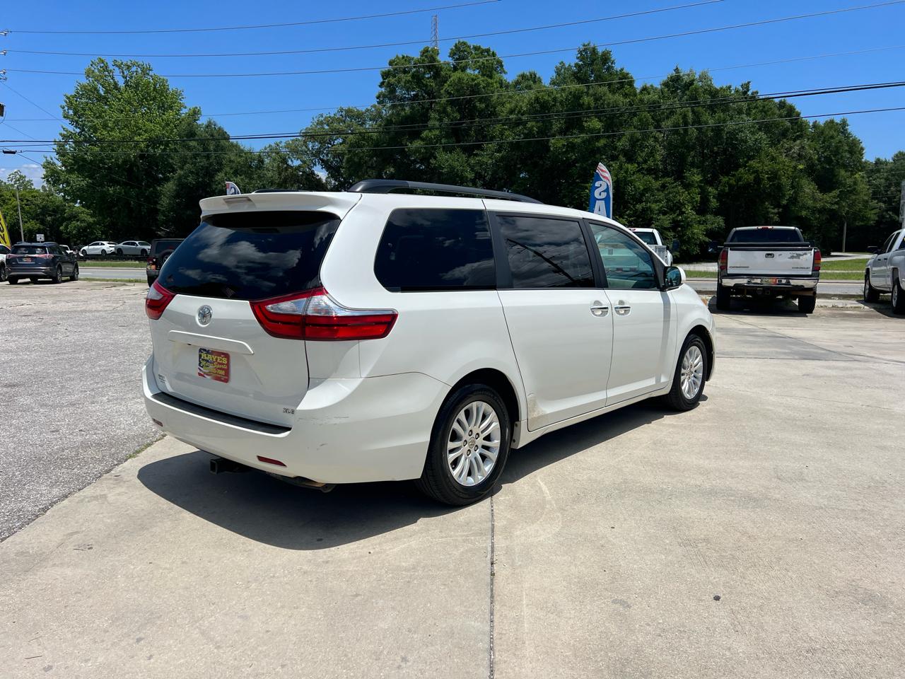 Toyota Sienna Limited Premium 7-Passenger 2017