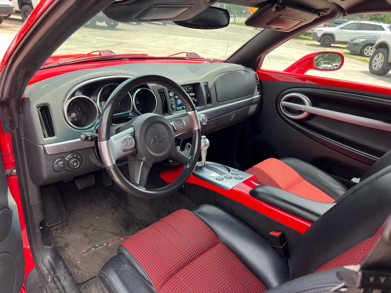 Chevrolet SSR Base 2004