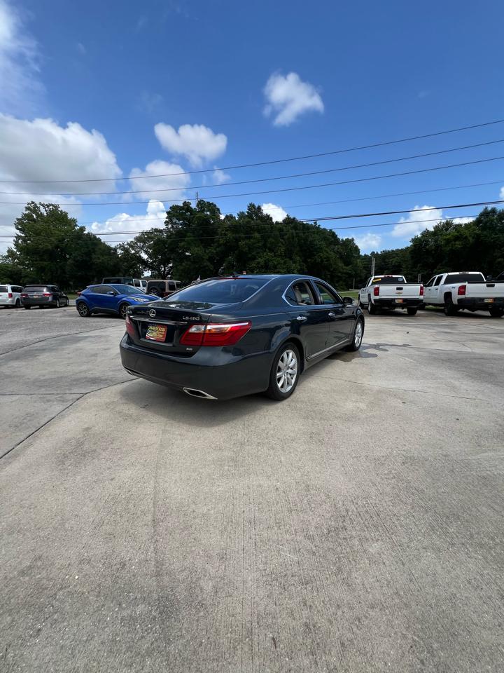 Lexus LS 460 Luxury Sedan AWD 2010