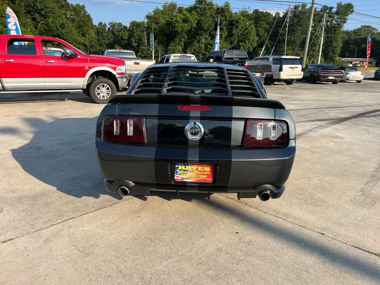 Ford Mustang GT Deluxe Coupe 2005