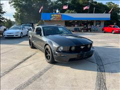 2005 Ford Mustang 