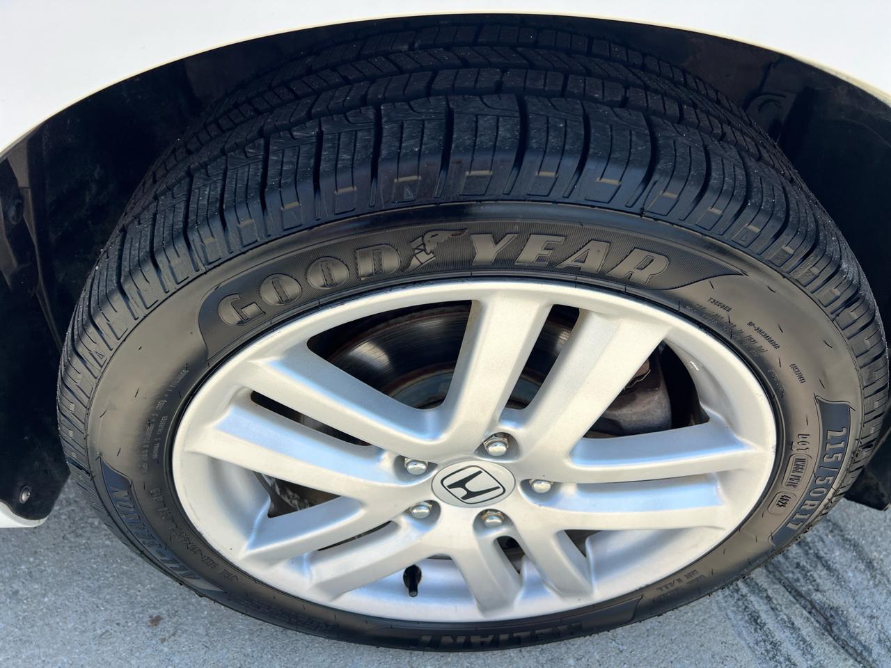 Honda Accord EX V-6 Coupe 6-Speed MT with XM Radio 2005