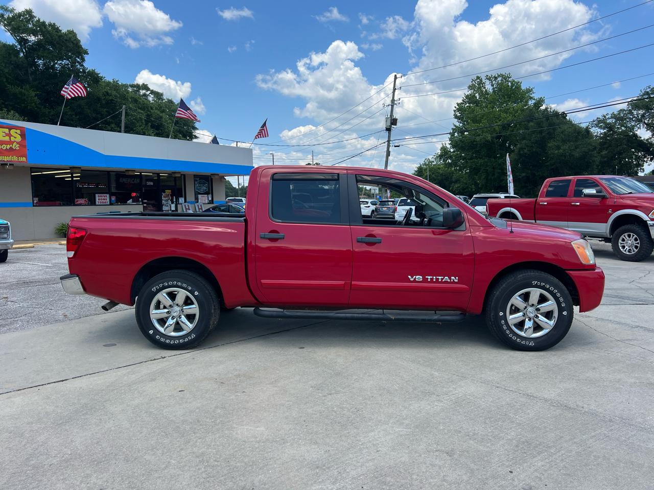 Nissan Titan SV Crew Cab 2WD 2012