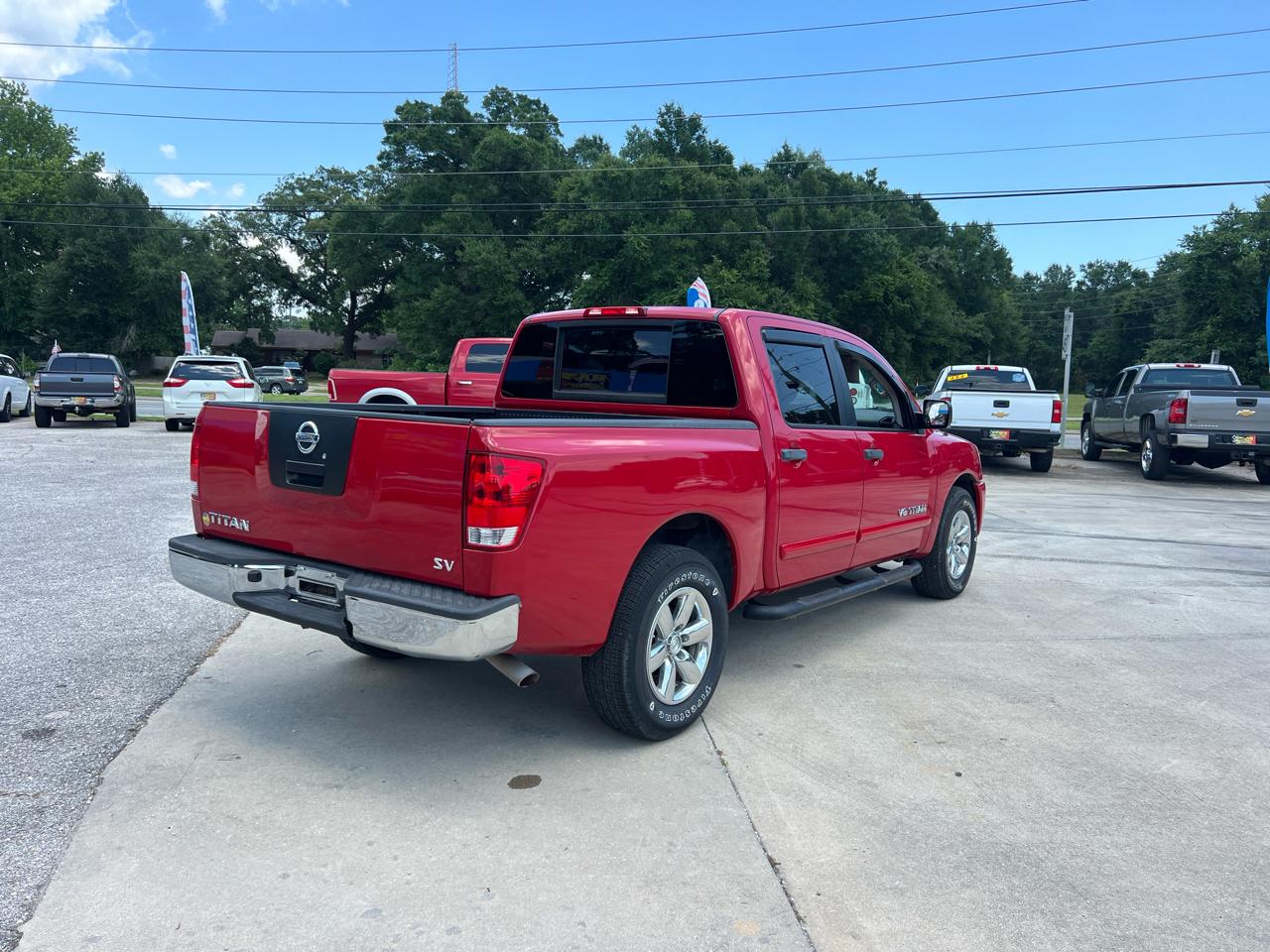 Nissan Titan SV Crew Cab 2WD 2012