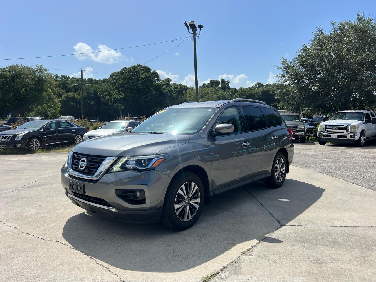 Nissan Pathfinder SL 4WD 2017