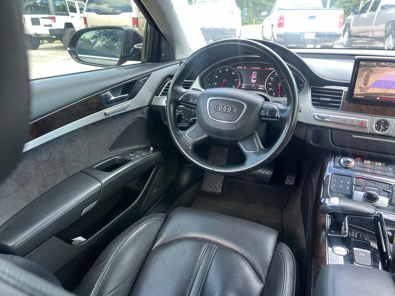 Audi A8 4.2 Quattro 2011