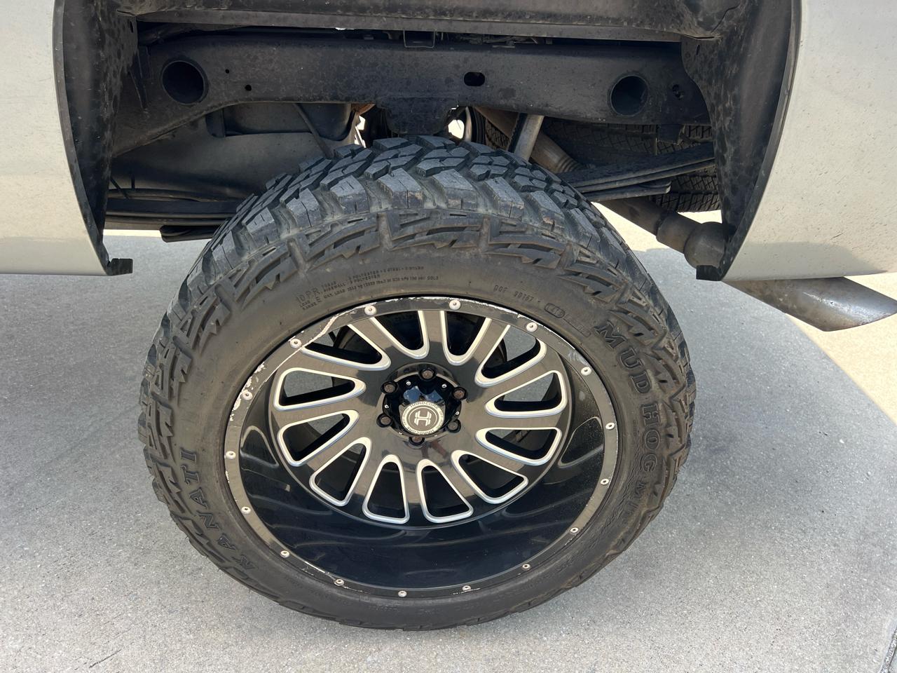 Chevrolet Silverado 1500 LT Crew Cab 4WD 2011