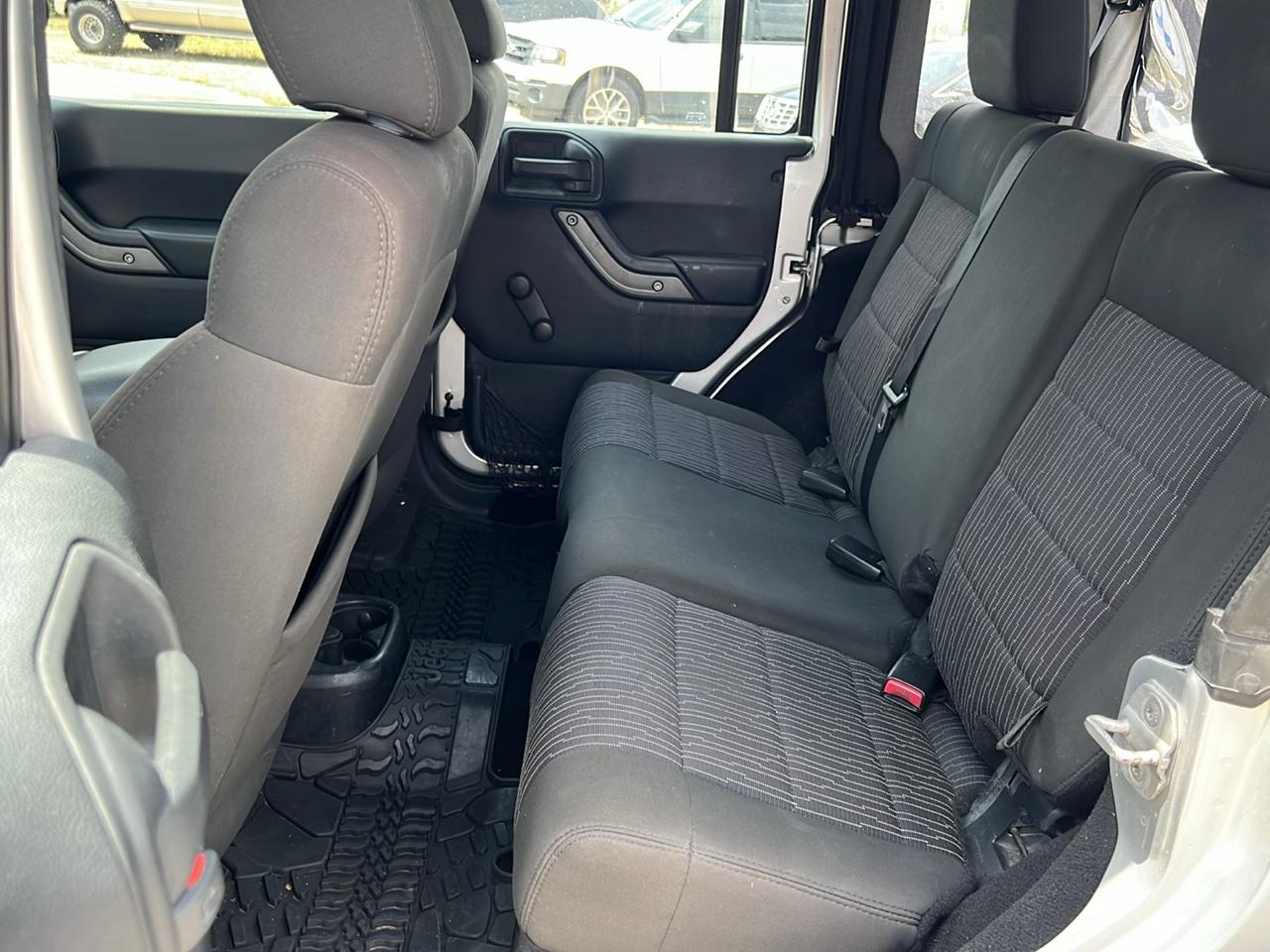 Jeep Wrangler Unlimited Sport 4WD 2011