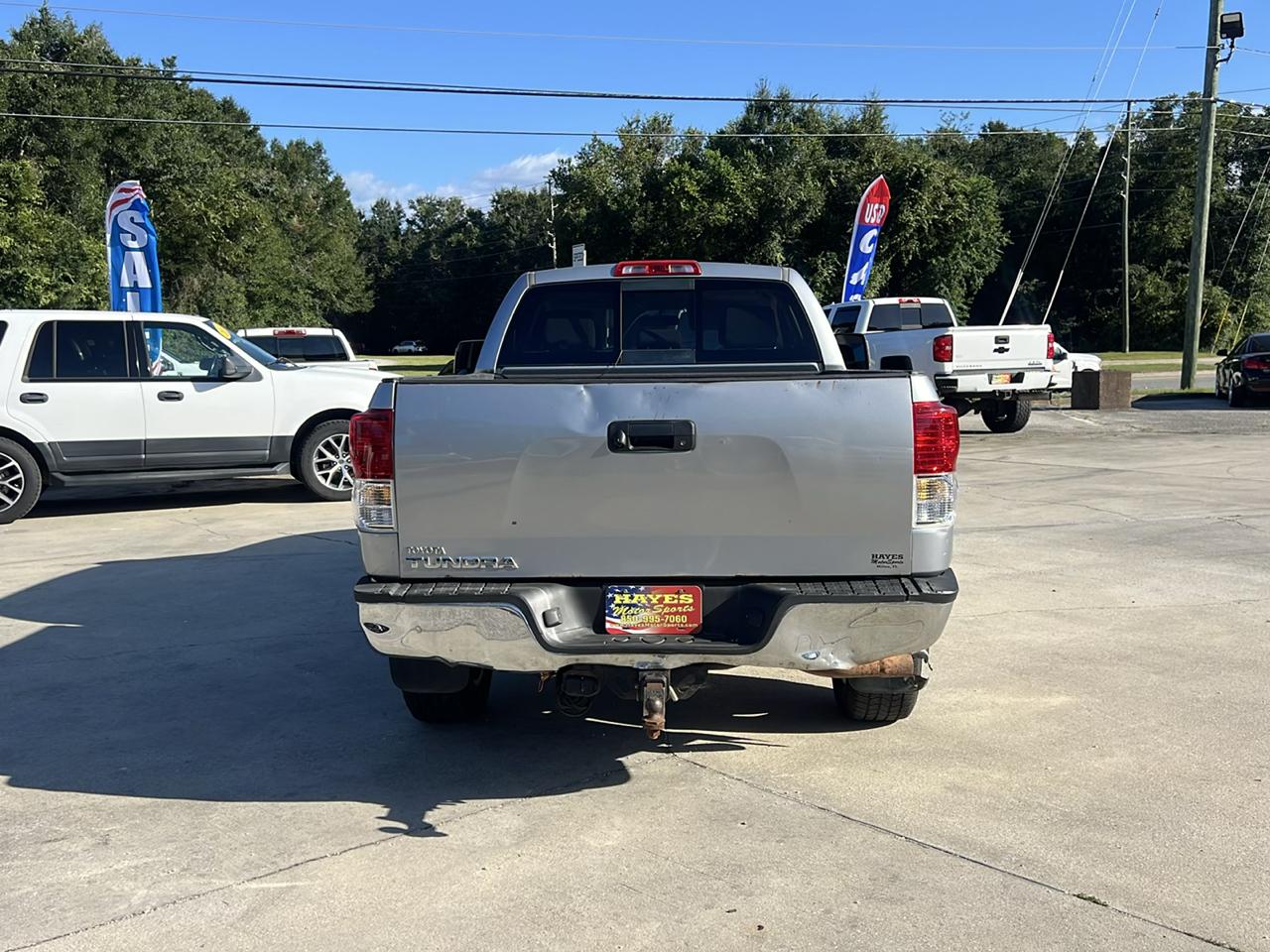 Toyota Tundra SR5 5.7L Double Cab 2WD 2011