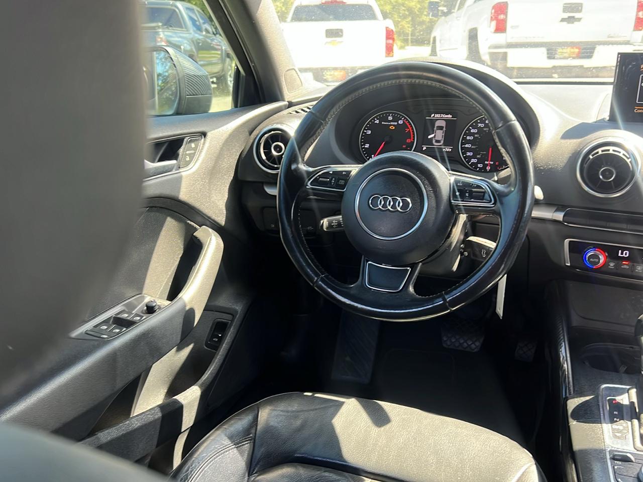 Audi A3 1.8T Premium FWD S tronic 2015