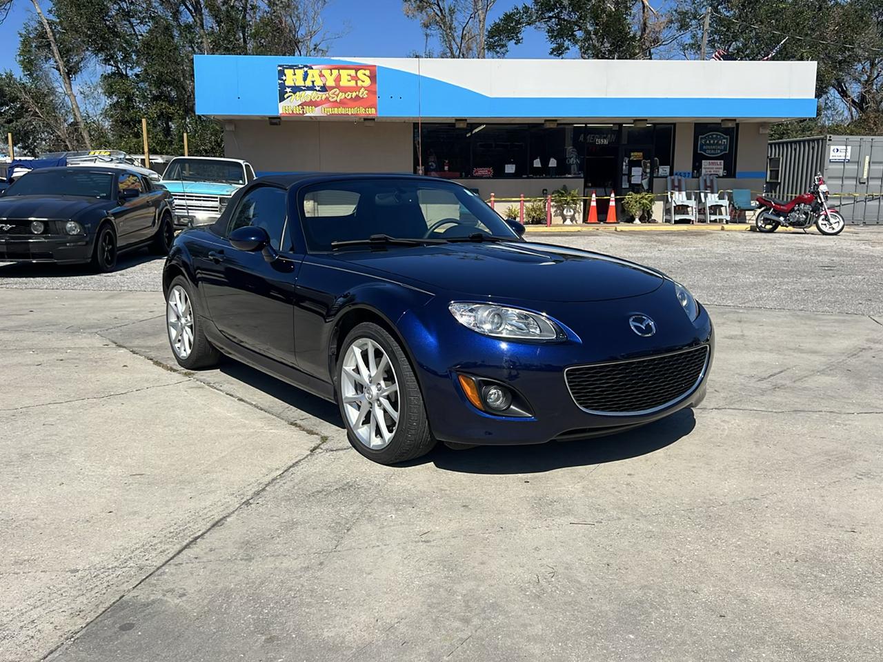 Mazda MX-5 Miata Grand Touring 2010