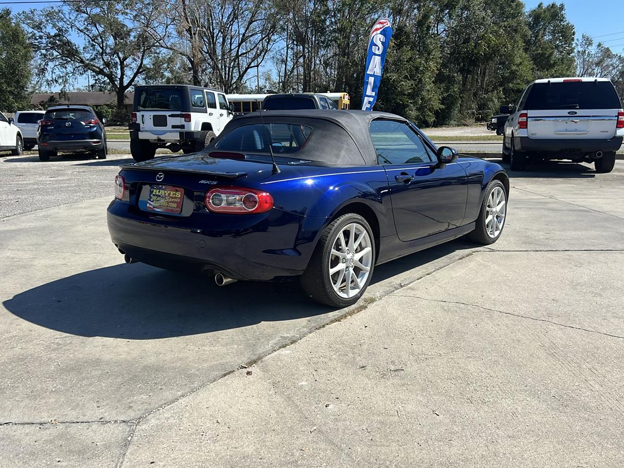 Mazda MX-5 Miata Grand Touring 2010