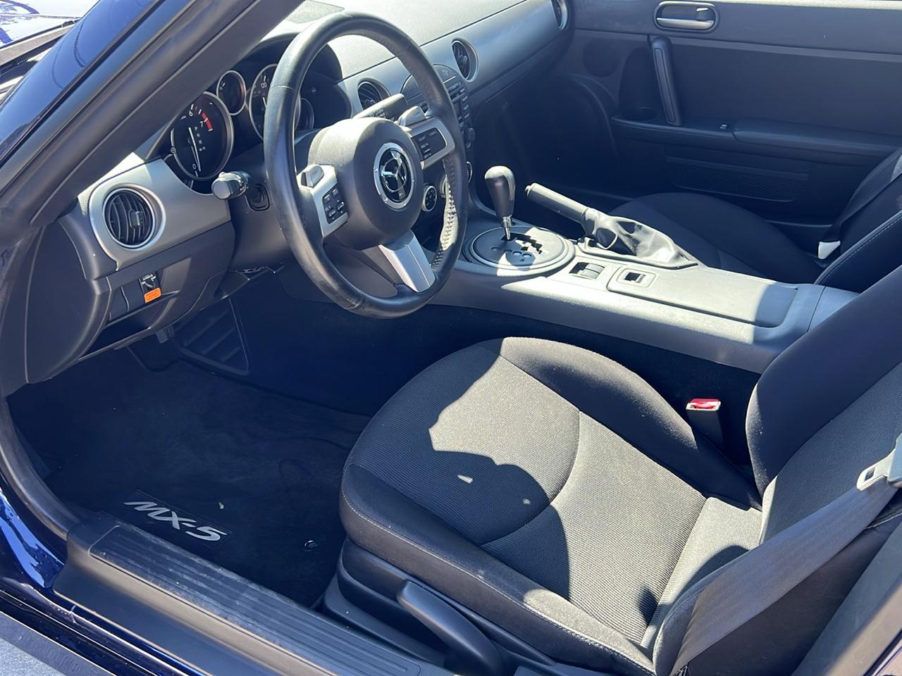 Mazda MX-5 Miata Grand Touring 2010
