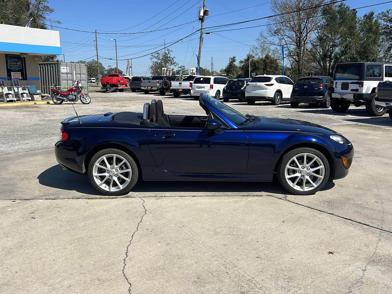 Mazda MX-5 Miata Grand Touring 2010