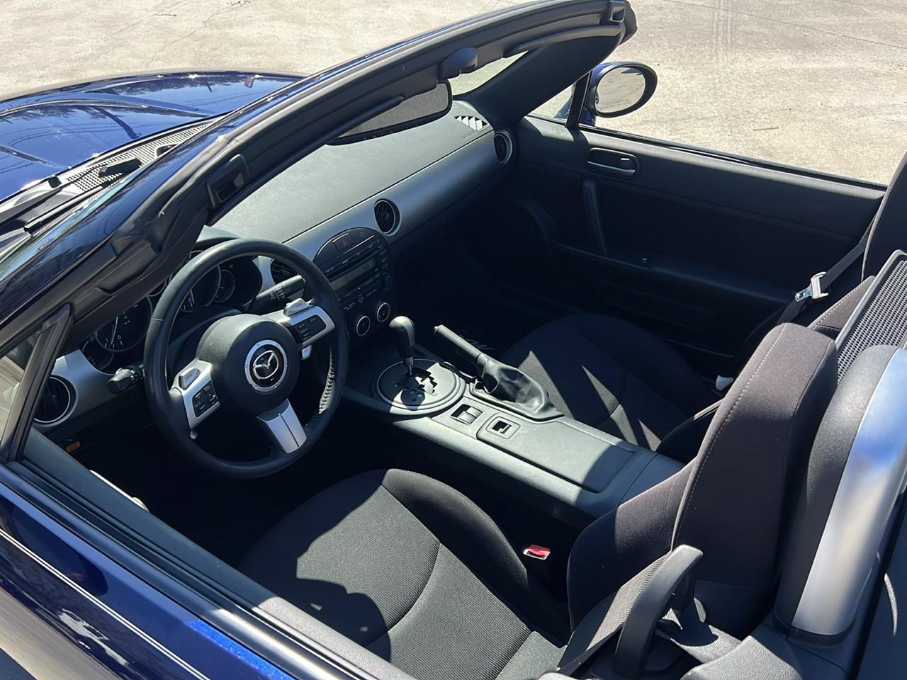 Mazda MX-5 Miata Grand Touring 2010