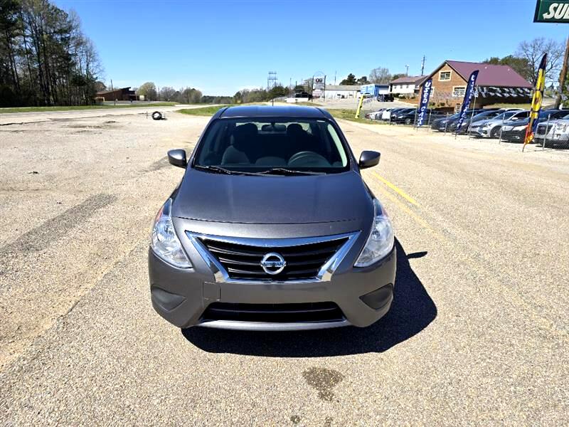 2016 Nissan Versa 1.6 S photo 2