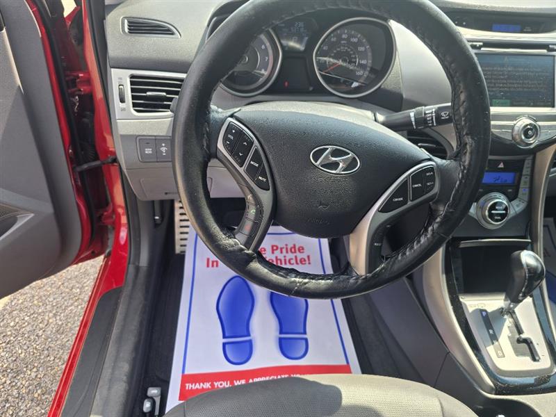 Hyundai Elantra  2013 Hyundai Elantra  2013