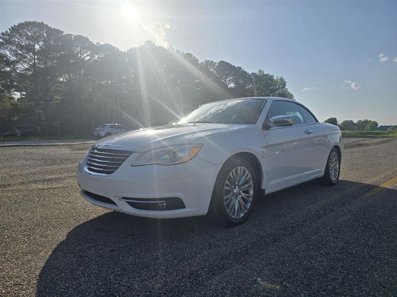 2014 Chrysler 200 LIMITED