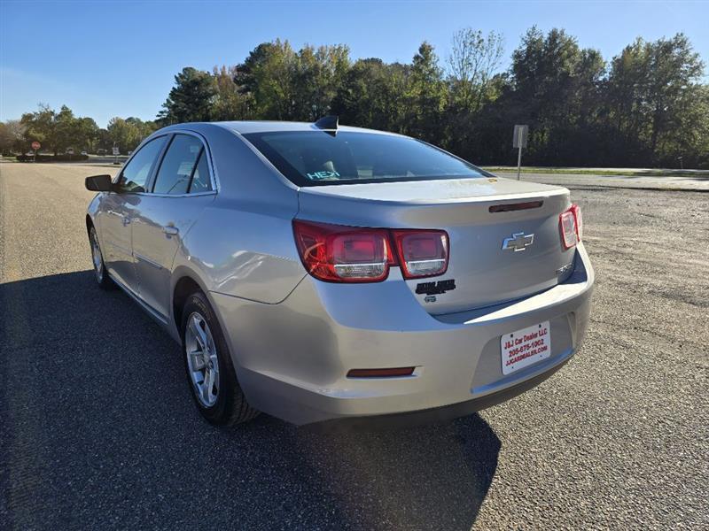 Chevrolet Malibu  2015