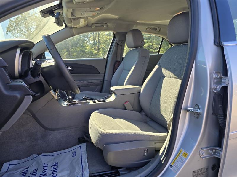 Chevrolet Malibu  2015