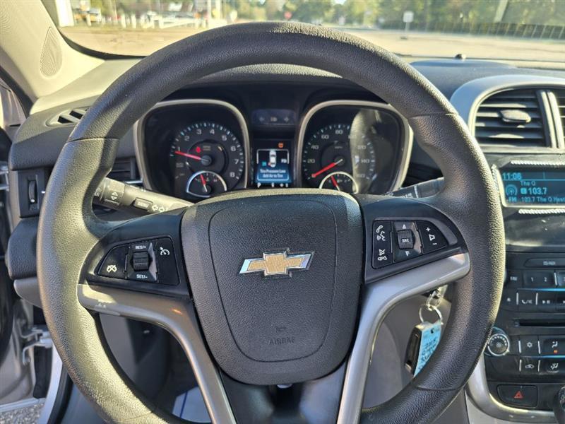 Chevrolet Malibu  2015