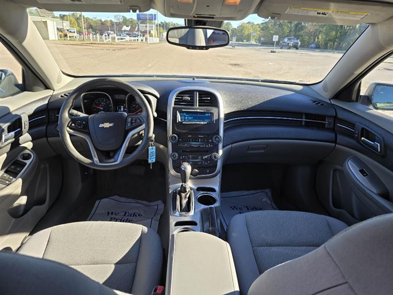 Chevrolet Malibu  2015