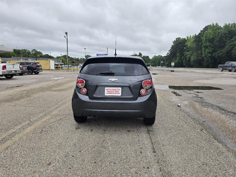 Chevrolet Sonic  2013
