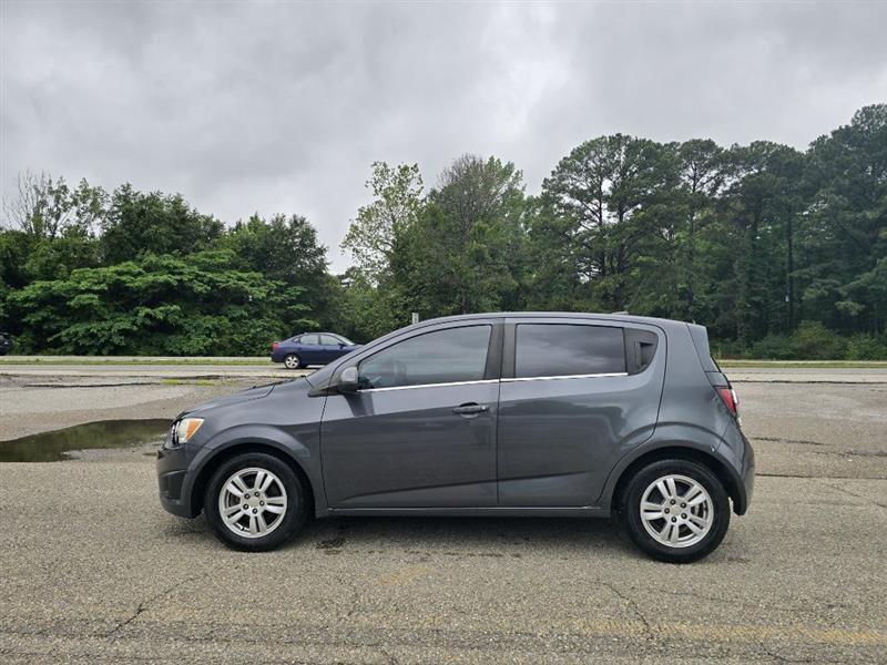 Chevrolet Sonic  2013