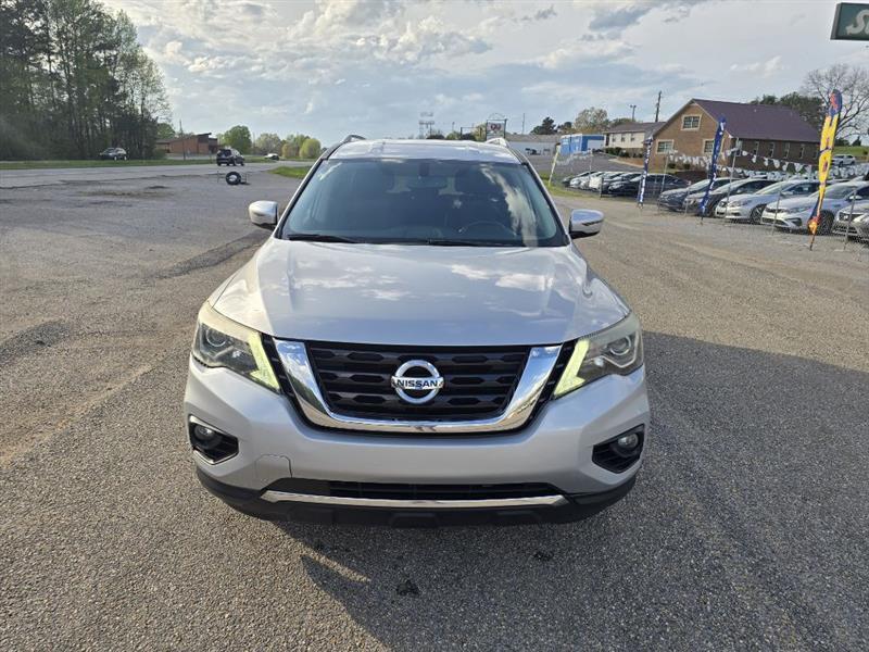 Nissan Pathfinder  2017