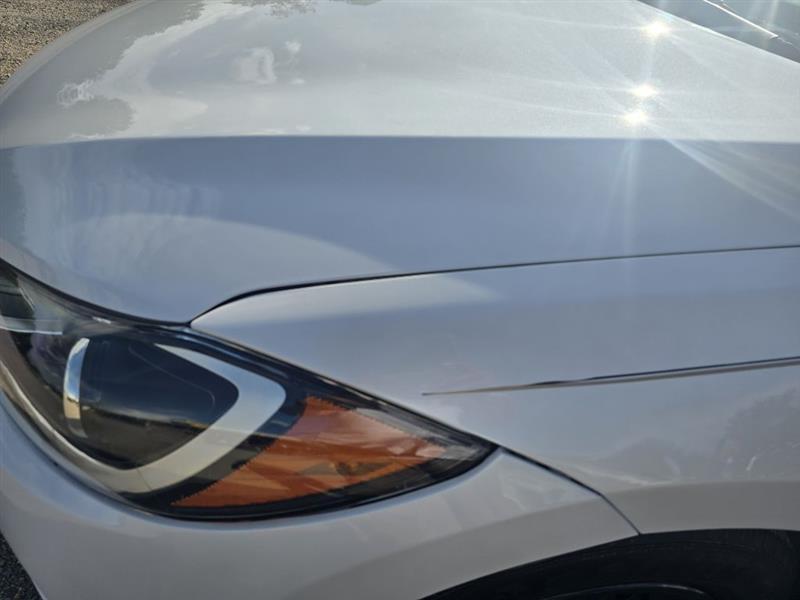 Hyundai Elantra  2018