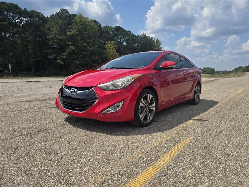 Hyundai Elantra  2013