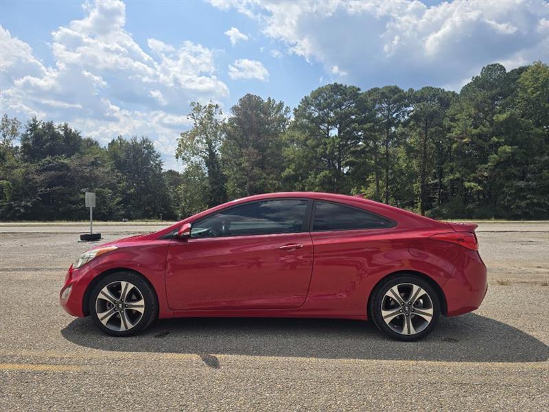 Hyundai Elantra  2013